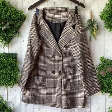 평평하게 놓음 가슴 너비 52 소매 폭 20