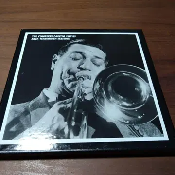 MOSAIC 컴플리트 캐피톨 50's 잭 티 정원