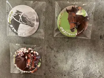 더비마 열전 트레이딩 캔 배지 3점