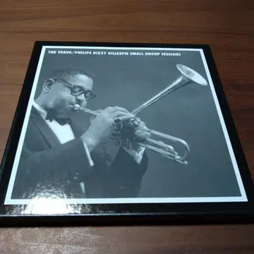 MOSAIC 바브 필립스 데이지 길레스피 스몰 그룹