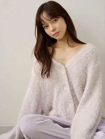 완판템! SNIDEL HOME 라메 샤기 가디건