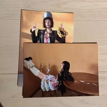 CHAEYOUNG THE FIRST ALBUM 사진 2장