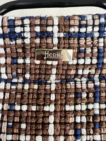 [ HERNO ] 트위드 코트 42