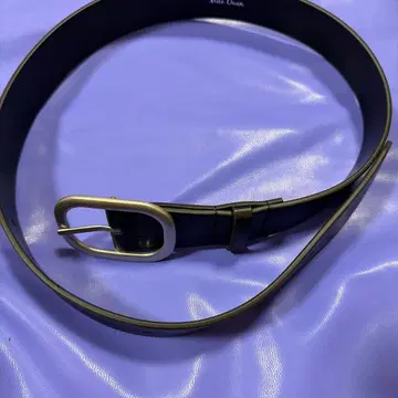 Mila Owen 블랙 가죽 벨트