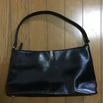 미사용 마리끌레르 핸드백 블랙 가죽 관혼상제식