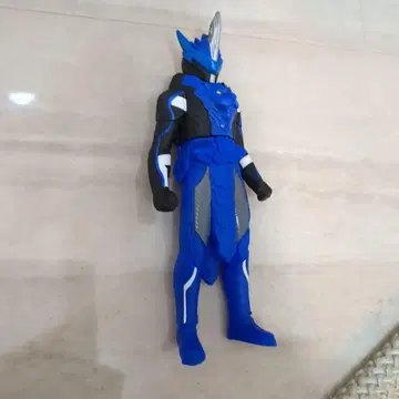 특촬물 피규어 파랑과 블랙 가면라이더