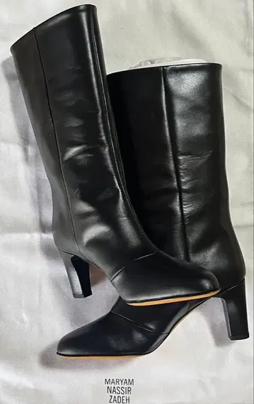 익명 정가 12만 MARYAM NASSIR ZADEH 미들 부츠 36