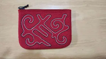 [ 귀중 ] 해외산 키르기스 빨간색 자수 장식 펠트 파우치