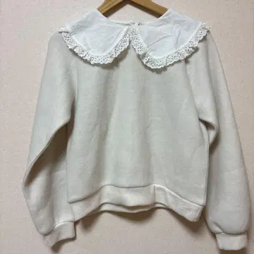 flower 아이보리 긴팔 플리스