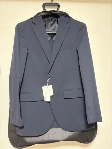 네이비 비즈니스 정장 싱글 브레스트