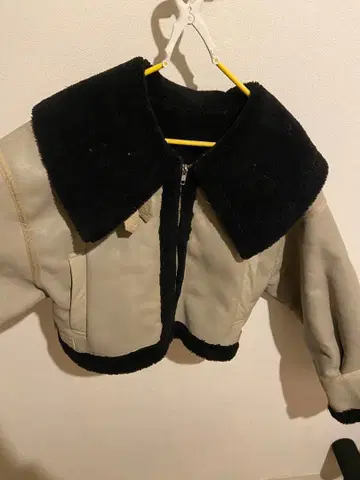 MURUA 무스탕 숏 자켓