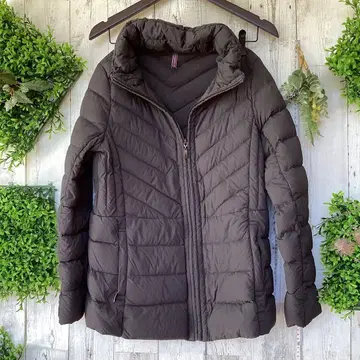 평평하게 놓음 가슴 너비 50 소매 폭 18