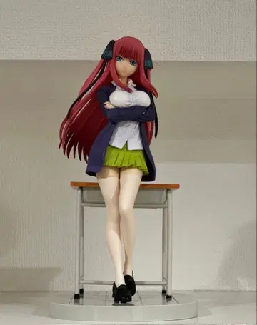 5등분의 신부 나카노 니노 데스크형 받침대 피규어