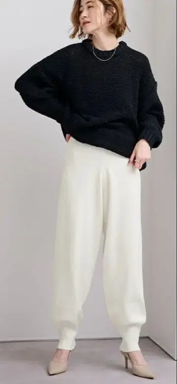 urs 니트 조거 팬츠 화이트