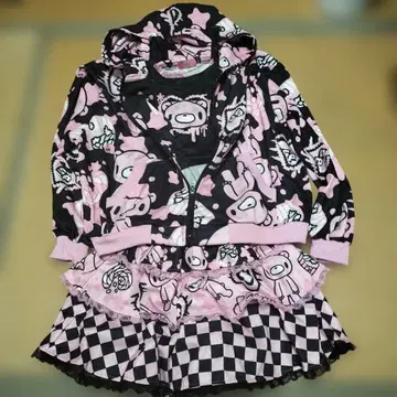 ACDCRag Gloomy x SophiePowers 케이크 세트