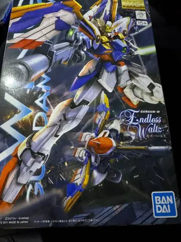 MG 1/100 XXXG-01W 윙 건담 EW