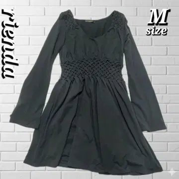 rienda 리엔다 M 블랙 V넥 셔링 플레어 원피스