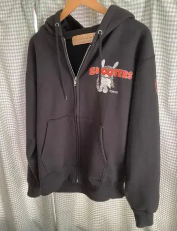 스콜로 지퍼 후드티 LEX 착용