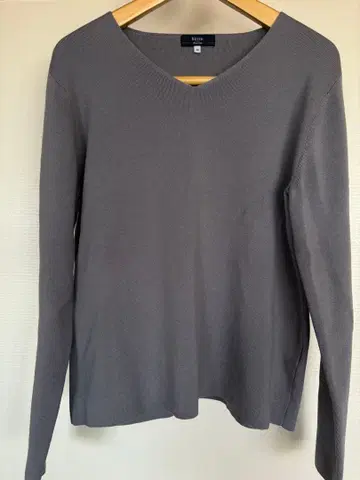 KEITH 그레이 V넥 긴팔 니트