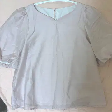 프로포션 바디 드레싱 하트컷 벌룬 슬리브 블라우스