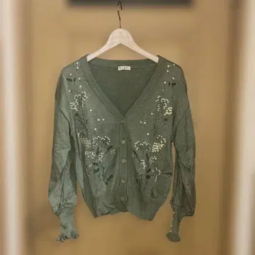 axes femme 미모사 패턴 자수 그린 가디건