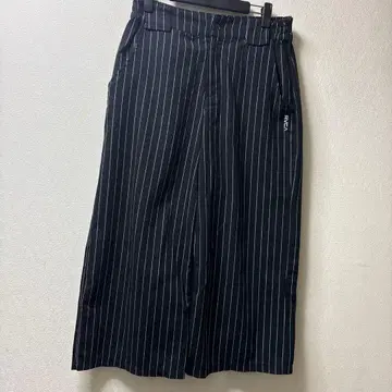 새상품급 RVCA 루카 와이드 팬츠 스트라이프 여성용