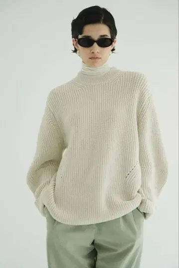 CLANE OVER FORM SLEEVE KNIT TOPS