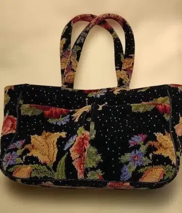 새상품급 타월 살롱 카라카라 핸드백 블랙 플라워 무늬