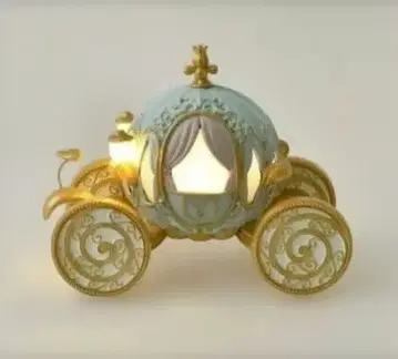 새상품 미개봉 신데렐라 호박 마차 LED 라이트 디즈니 스토어