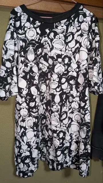 죠죠 이기 T셔츠