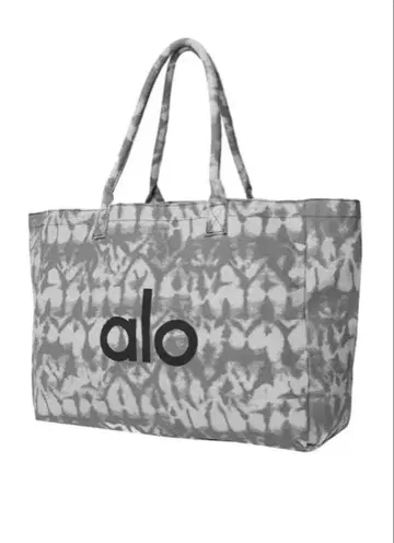미사용 새상품 alo 그레이 타이다이 토트백