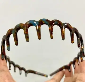 브라운 멀티 컬러 헤어 클립과 헤어밴드 세트