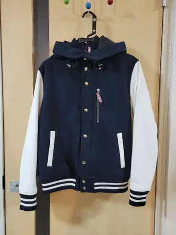 BEAMS HEART 후드 부착 바시티 자켓 M 사이즈 네이비