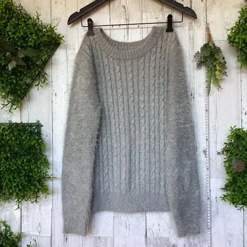 평평하게 놓았을 때 가슴 너비 51