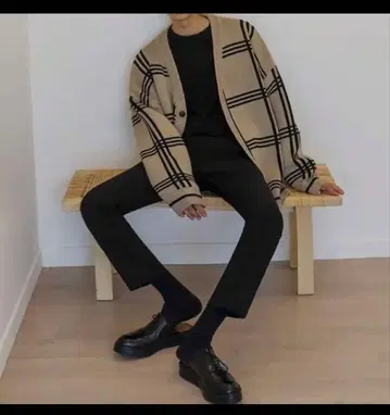 베이지 체크 무늬 가디건 XL