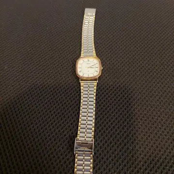 SEIKO 쿼츠 샤리오 6431-5030 정크제품