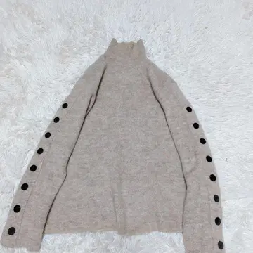 아키라나카 니트 버튼 다운 울 스웨터 하이넥 터틀넥