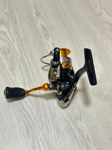 DAIWA 레브로스 2000