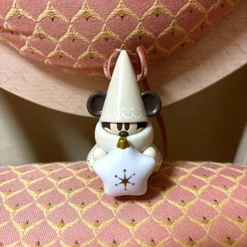 릴린린 캡슐 토이 화이트 컬러