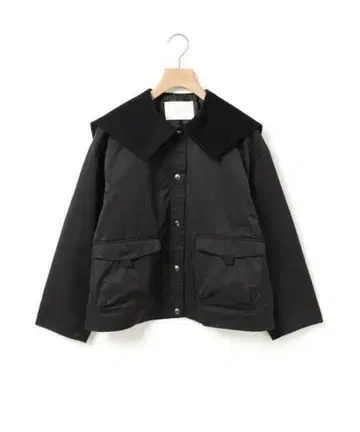 이번 시즌 midiumi 헌팅 자켓