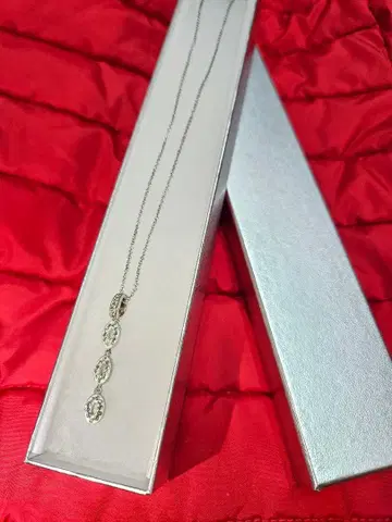 실버 오벌 모티브 목걸이