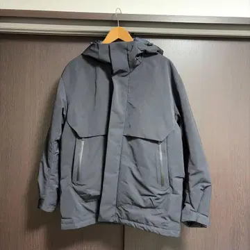 유니클로 +j 질 샌더 하이브리드 다운 오버사이즈 파카