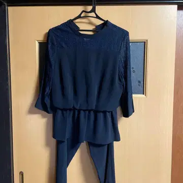 네이비 레이스 디자인 팬츠 셋업