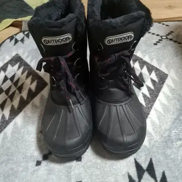 [ 미사용 ] 여성용 OUTDOOR 블랙 스노우 부츠 퍼 포함 24cm