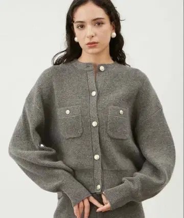 Mila Owen SET UP 금장 버튼 크루넥 니트 가디건