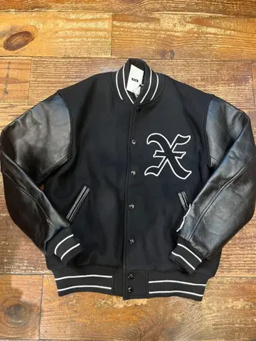 XXX VARSITY JACKET BLACK