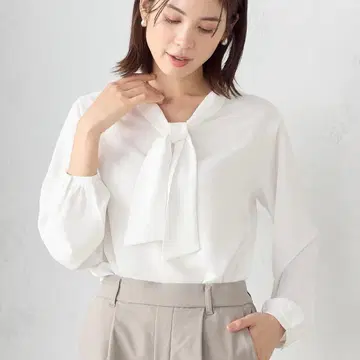 COMME CA ISM 보타이 블라우스