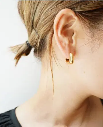 두지엠 클라세 CELERI/셀리 후프 귀걸이 GOLD