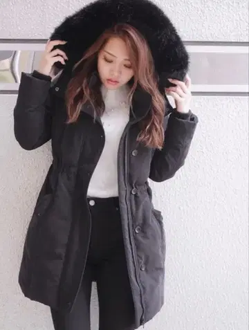 rienda 밀리터리 미디 후드 다운 코트 블랙 M 사이즈