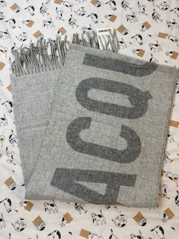 JACQUEMUS 자크 뮈스 머플러 스톨 그레이